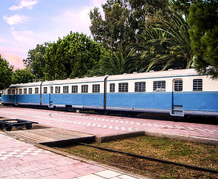 Έκθεμα στο υπαίθριο πάρκο Σιδηροδρόμων Καλαμάτας Έκθεμα στο υπαίθριο πάρκο Σιδηροδρόμων Καλαμάτας